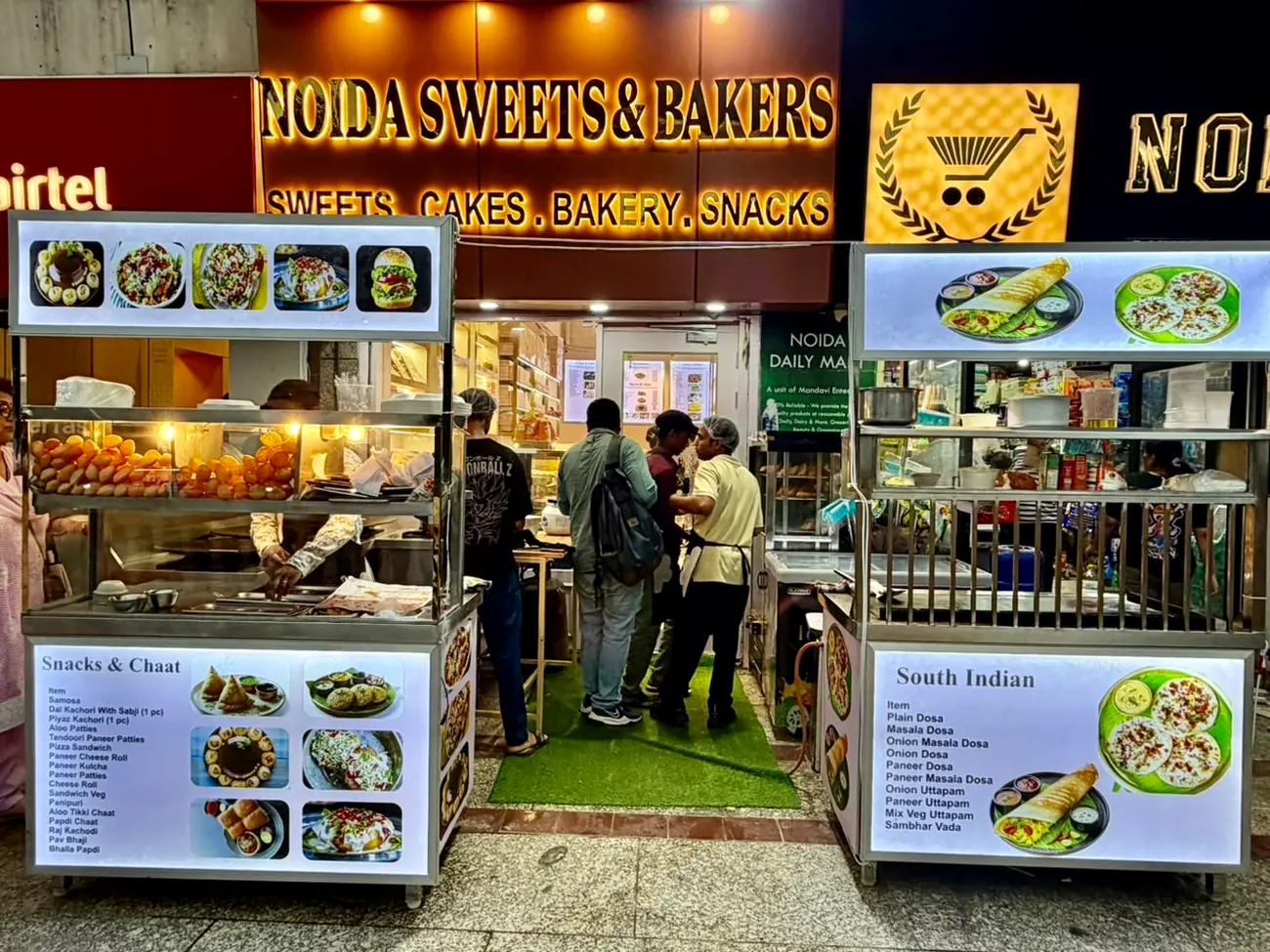 Evening crowd at our live chaat and South Indian counters outside Noida Sweets & Bakers, Supertech EcoVillage-1